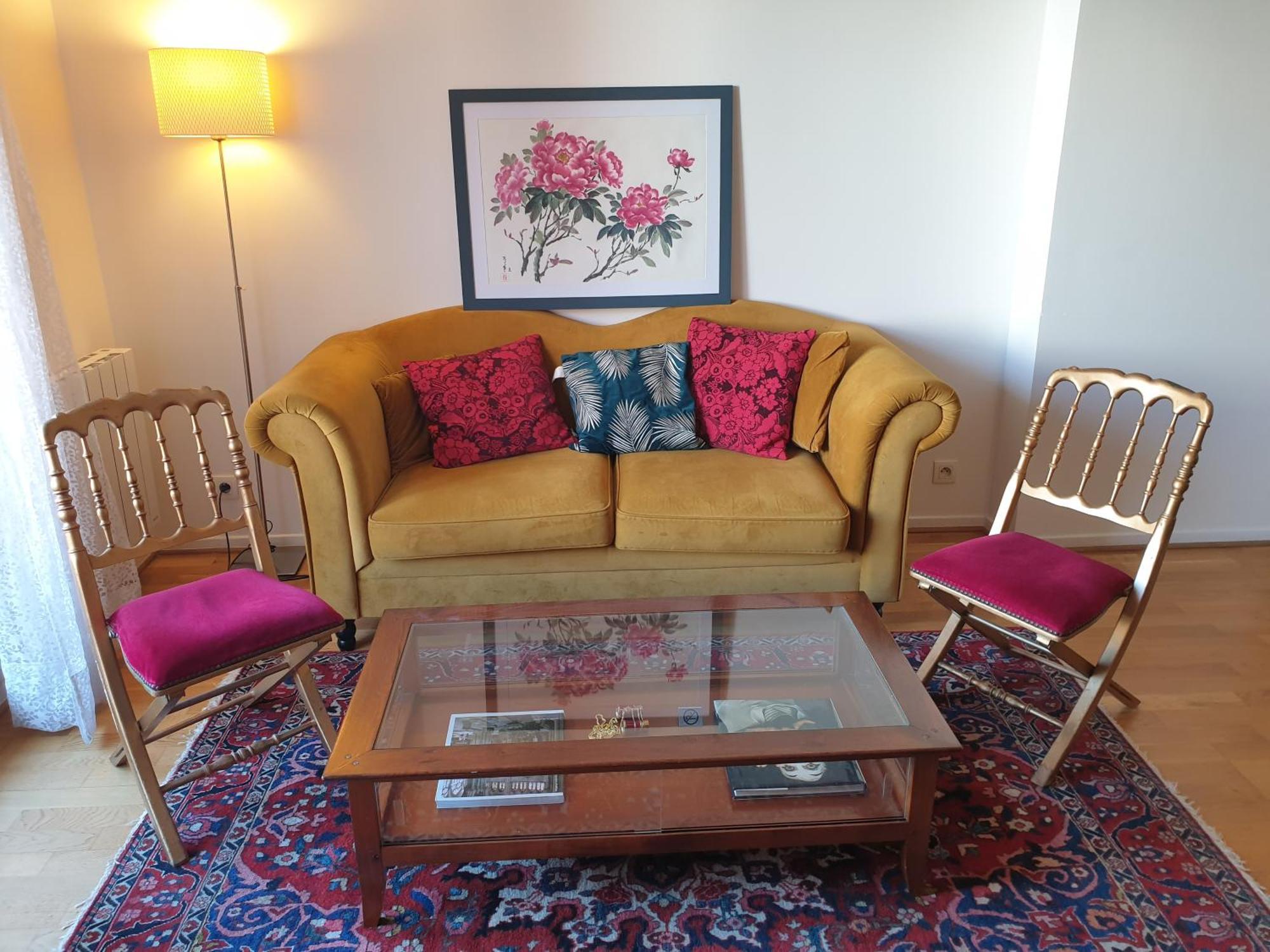 Spacieux Et Calme, Style Parisien, Toutes Commodites, Ideal Pour Un Sejour Authentique Saint-Denis  Luaran gambar